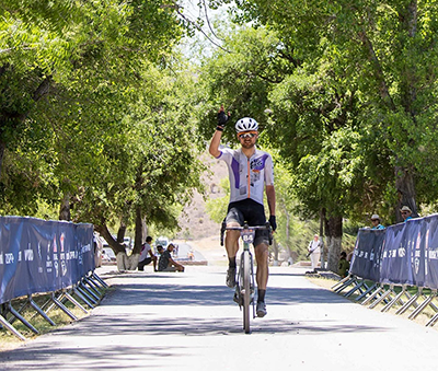 GRAVEL: SCHWALBE-FAHRER MIT GRANDIOSER SIEGESSERIE